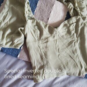 ARITZIA WILFRED "NOVELLA" Puff Sleeve Blouse In Sage Frost